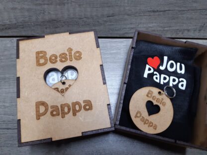 Box with socks for Dads