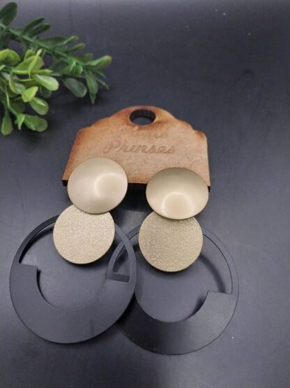 Coated metal circle with Gold topper